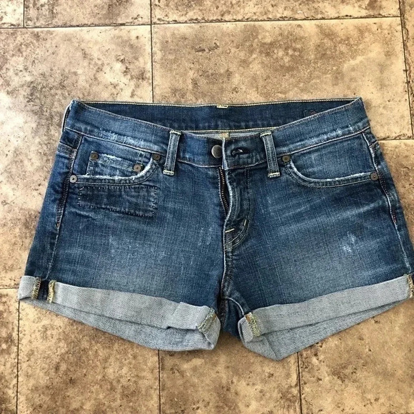 Women’s COH Shorts - Picture 2 of 5